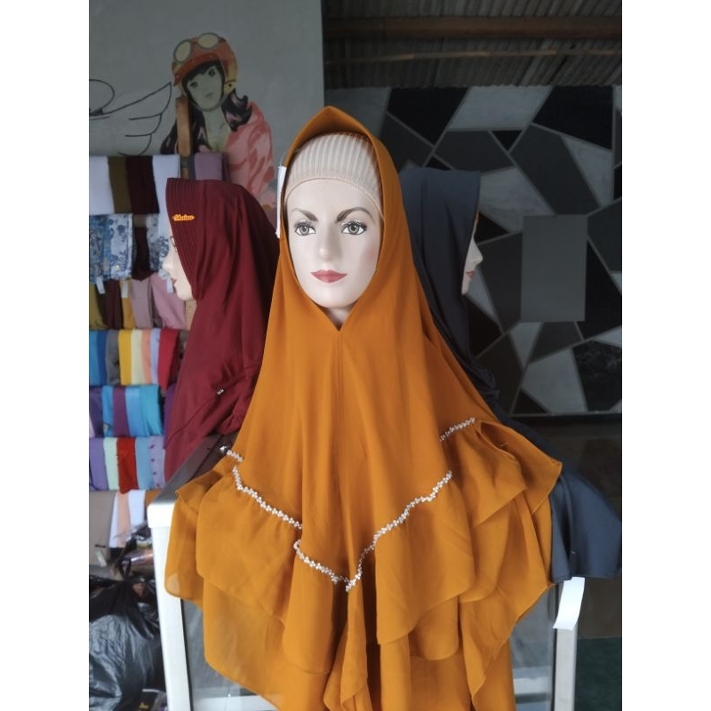 Syakira rumbai payet