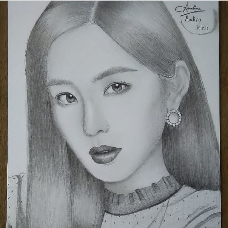 

Jasa lukis sketsa wajah Realis Hitam Putih |•custom |•Handmade |•Tersedia ukuran A5,A4,A3