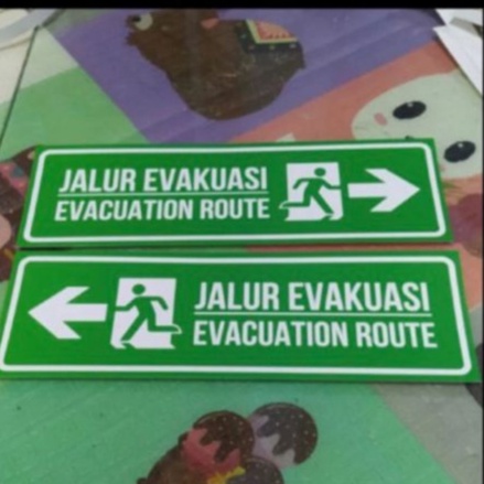 

KODE P76O SIGN AKRILIK JALUR EVAKUASI 2 BAHASA UKURAN 1CM X 3CM