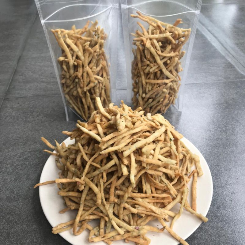 

KERIPIK BAWANG KHAS PADANG GURIH MURAH 250GR/500GR/1KG by GATUGATU