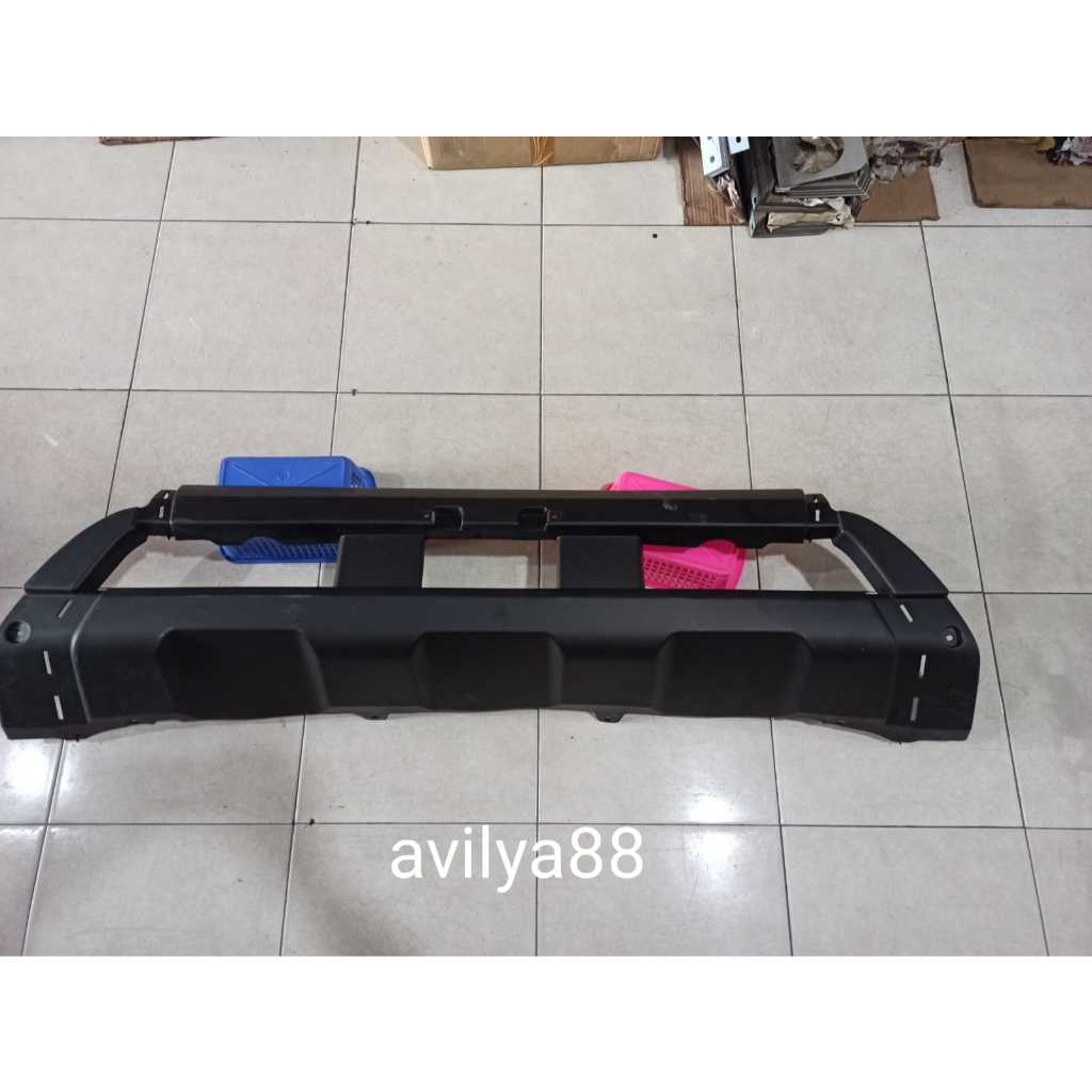 Bumper tengah hino 500 pendek
