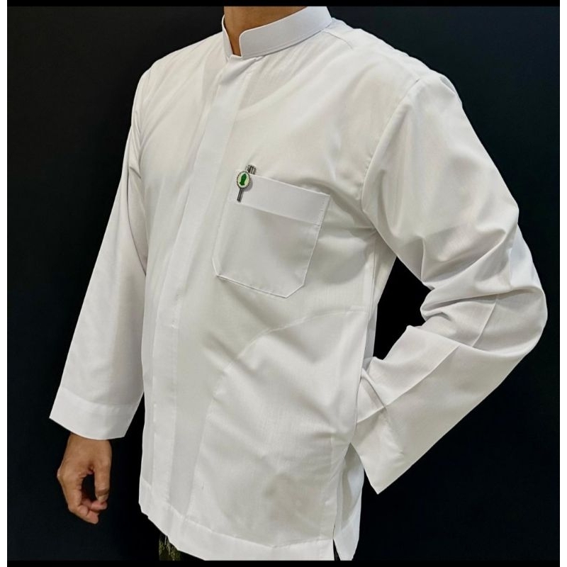 koko Mukhtarom kancing ketutup kantong samping