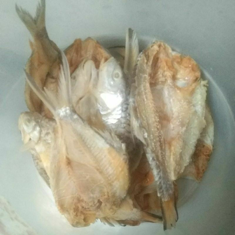 

ikan asin sungai ikan lampam 500g