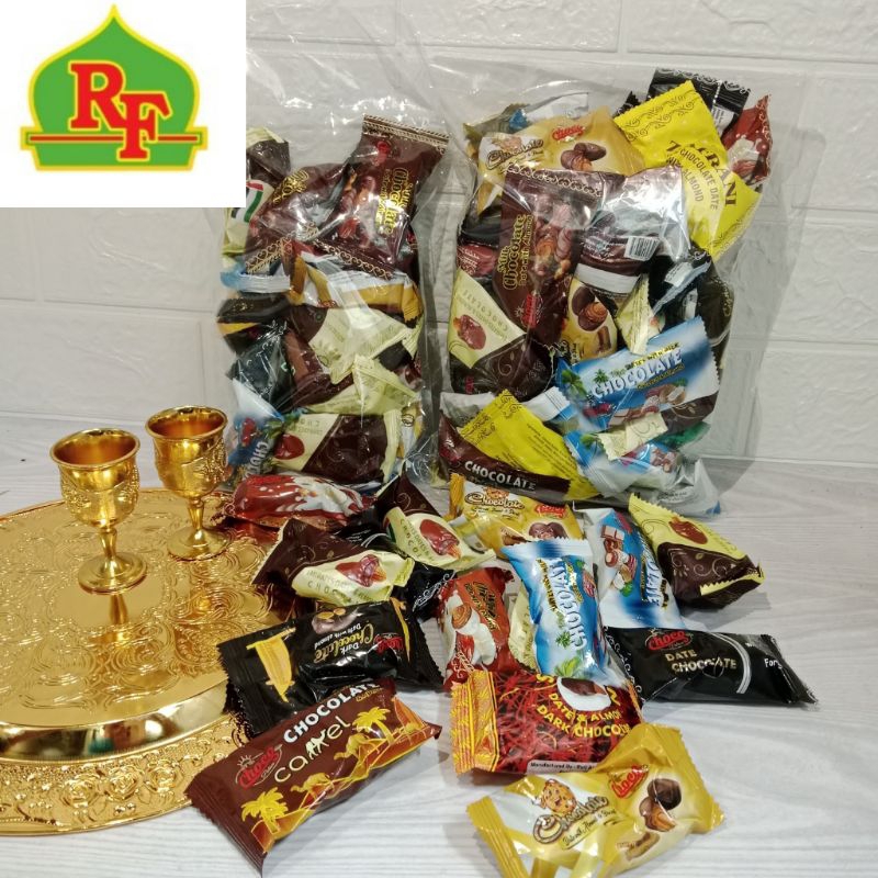 

kurma coklat almond/ kurma+coklat+almond/ almond lapis kurma lapis coklat/ cokelat kurma/ cokelat kurma almond murah