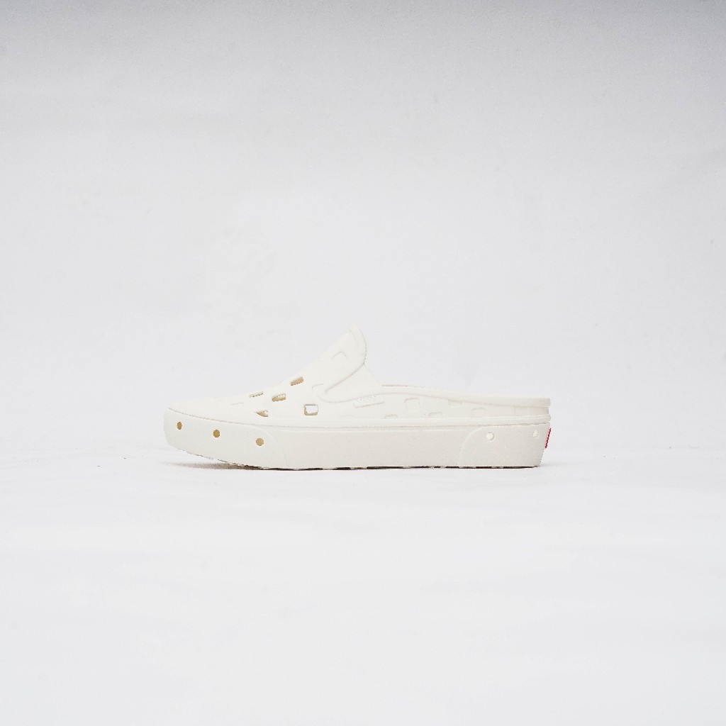 SLIP ON TRK MULE WHITE