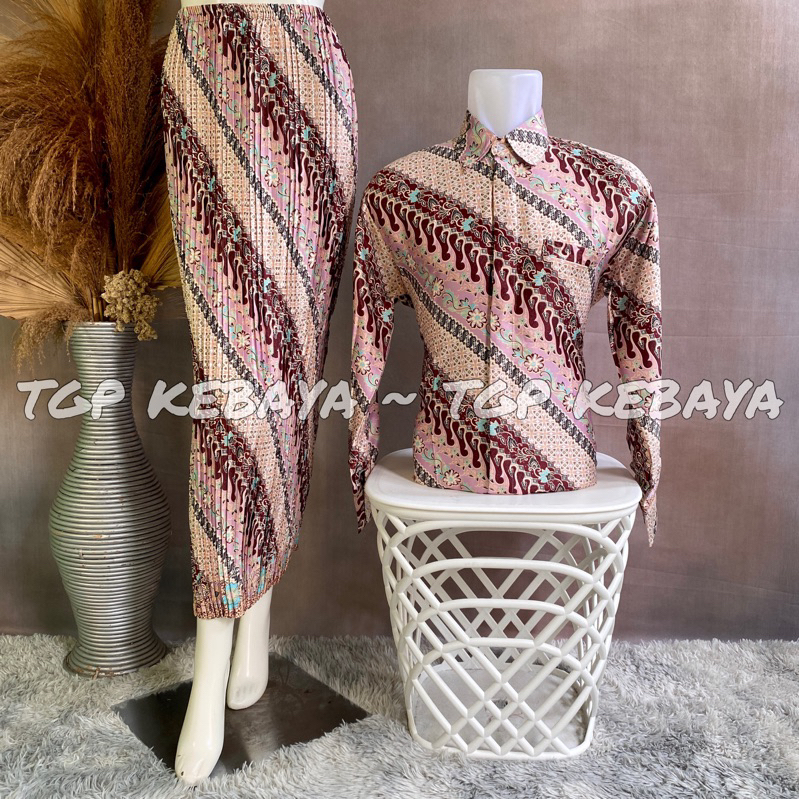 Baju Batik Couple Set Mewah Lamaran / Batik Couple Set Rok Plisket / Baju Batik Lengan Panjang /