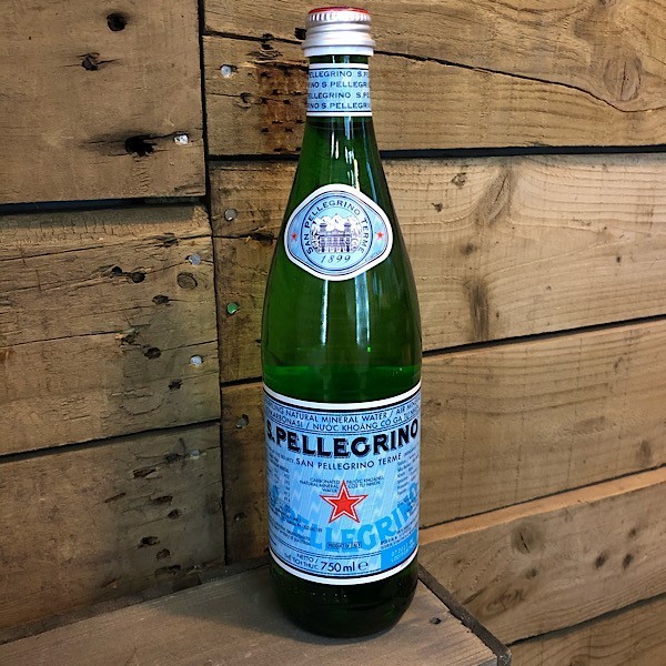 

S. Pellegrino Sparkling Water 750ml Botol Kaca