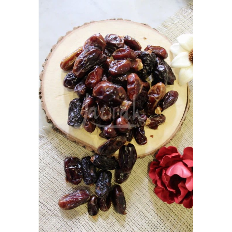 

Kurma Sayer Saad Kurma Sayer Kemasan 1000 Gram 500 Gram
