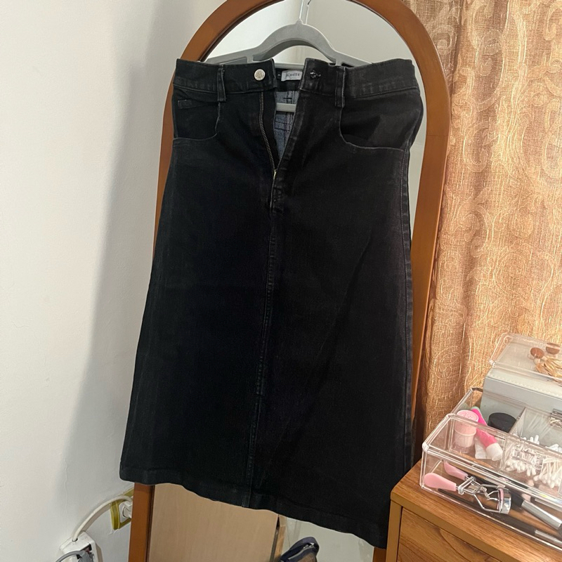 [PRELOVED] Ninette - Midi Black Denim Skirt