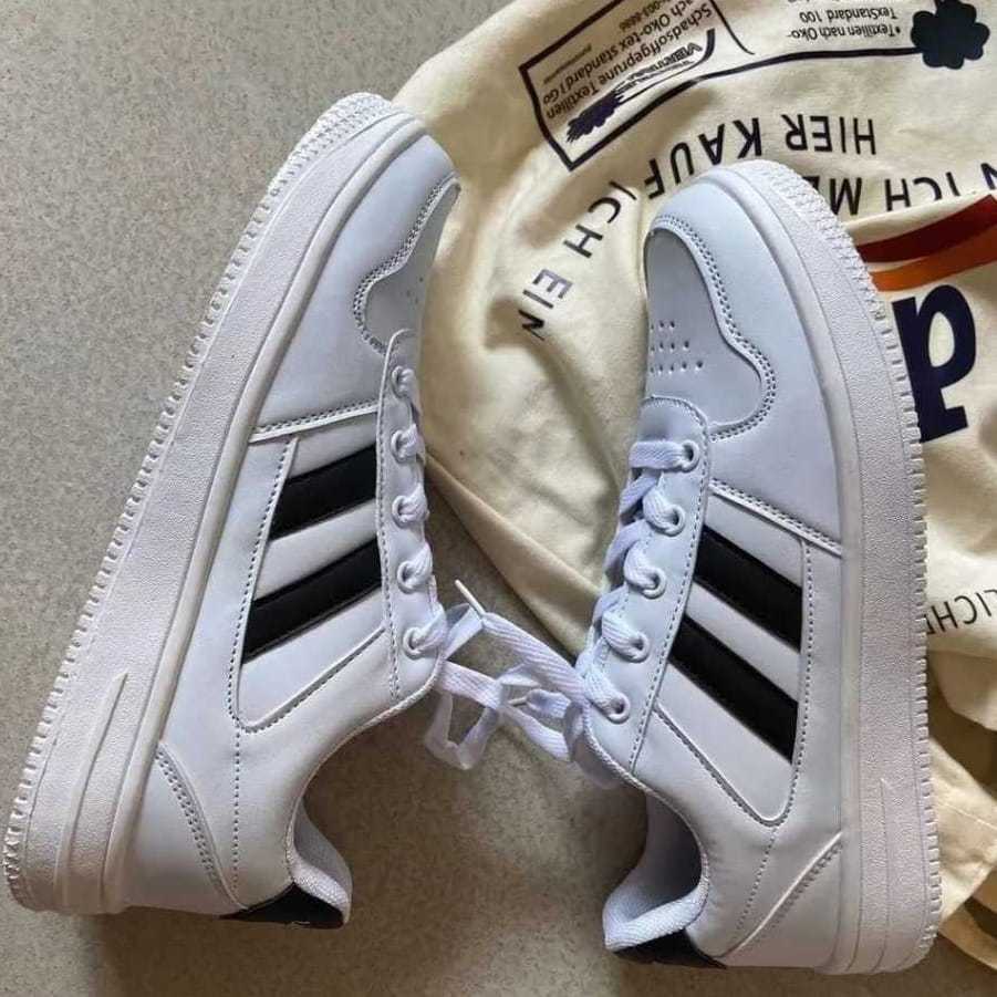 Brilian F516789 Sepatu Joanna Sneakers Putih Pria Kasual