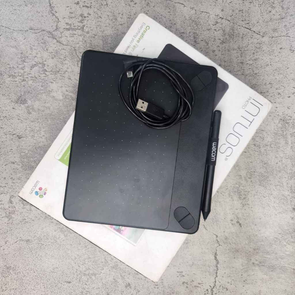 Wacom INTUOS Photo CTH 490 Second Like New