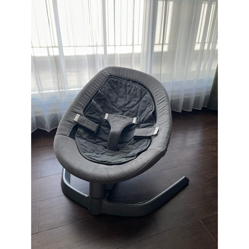 Preloved Nuna Leaf Cinder