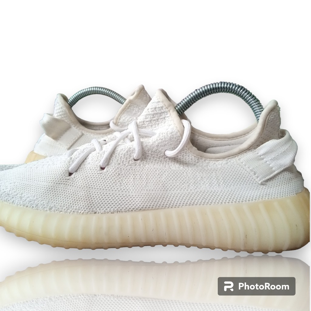 Sepatu Adidas Yeezy Boost