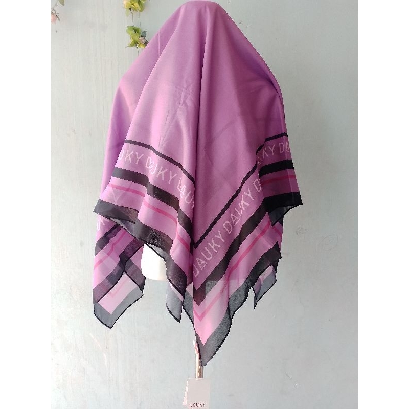 SALE HIJAB SEGI EMPAT DAUKY ORIGINAL
