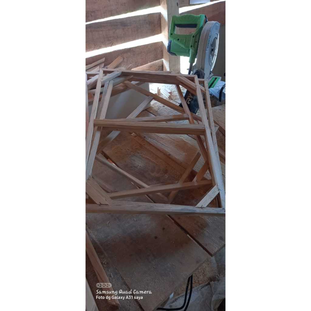 Spanram Kayu / Spanram Kayu Jati Belanda Ukuran 50x70