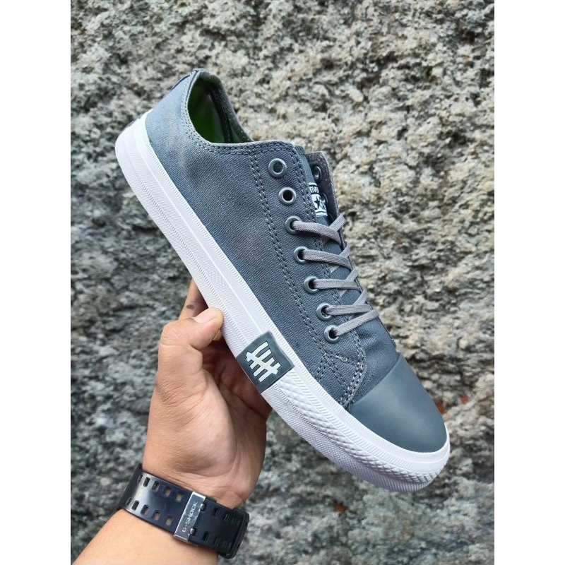 SEPATU SNEAKERS PRIA CNV PETIR ABU SIZE JUMBO 45,46