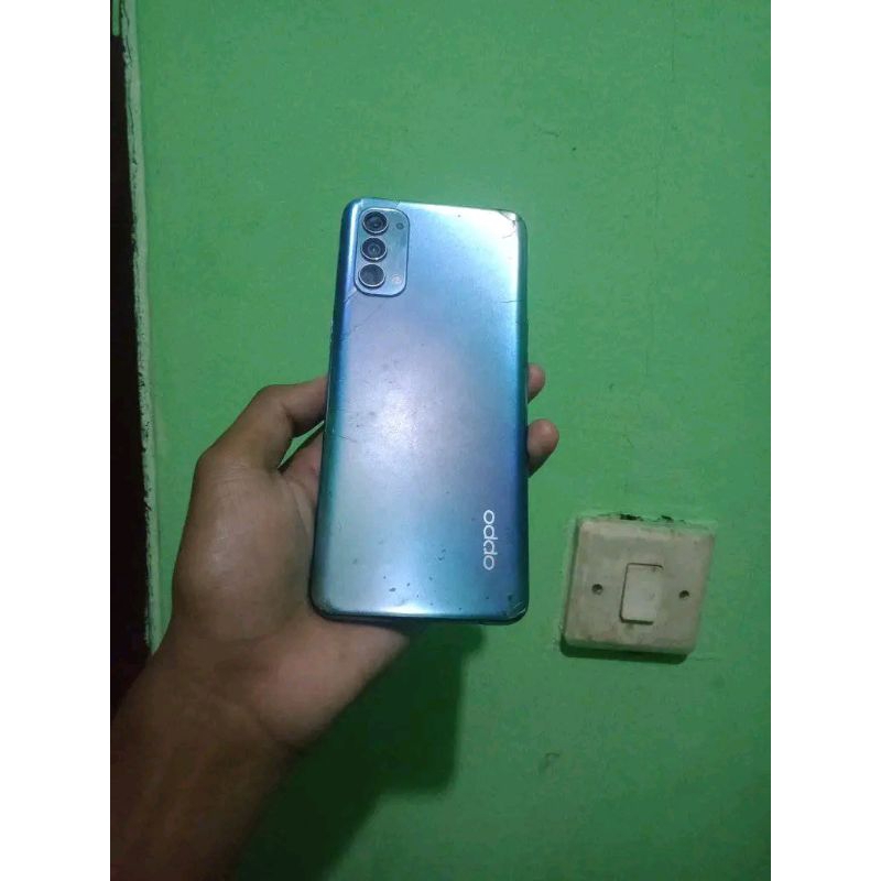 Oppo Reno 4 Ram 8/128 GB minus lcd