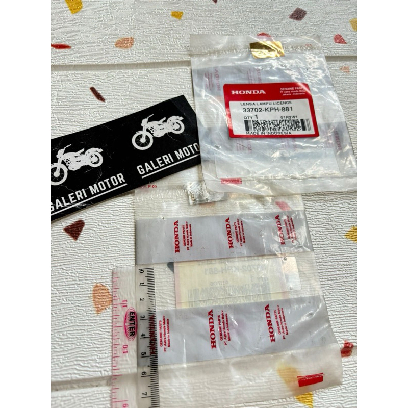 AHM lensa lampu license karisma 33702-KPH-881 Lensa Mika Lampu Plat Nomor Kirana Karisma