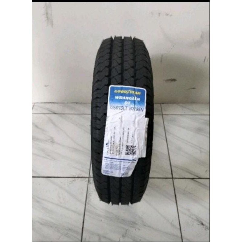 Ban mobil 175 R13 LT 97/95 Wrangler DT GOODYEAR