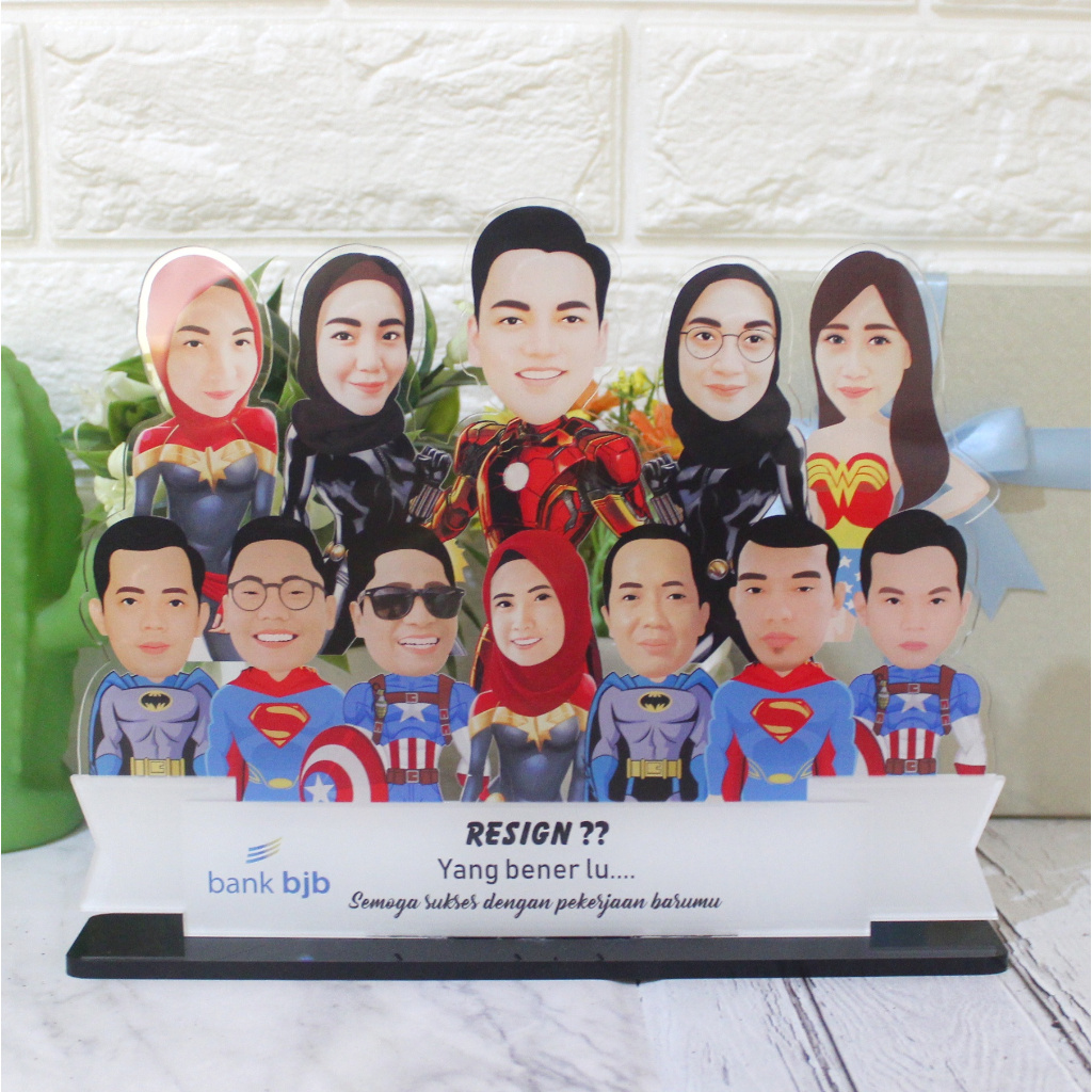 Kado Farewell / Retirement gift / Farewell gift / Corporate gift / Hadiah Perpisahan