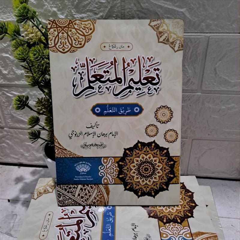 Taklim muta'alim Mk / Kitab Matan Ta'lim mutaalim Kosongan Renggang + Rumus rujuk Makna pegon