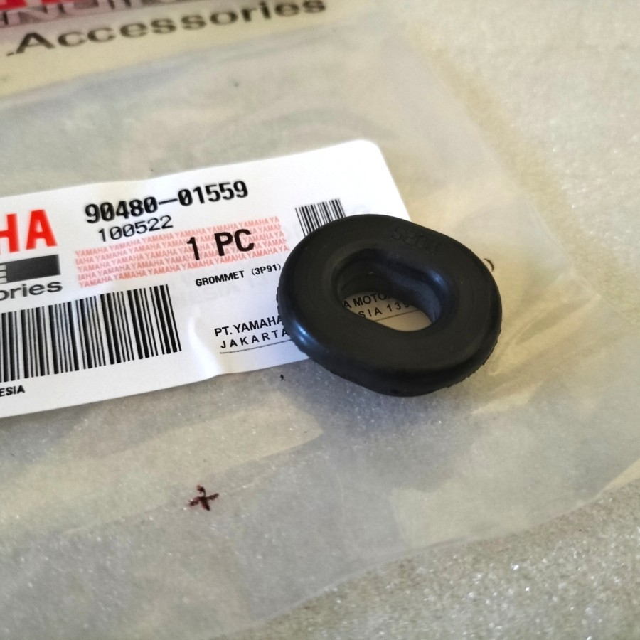 Karet Grommet Cover Body Samping Yamaha BYSON 90480-01559