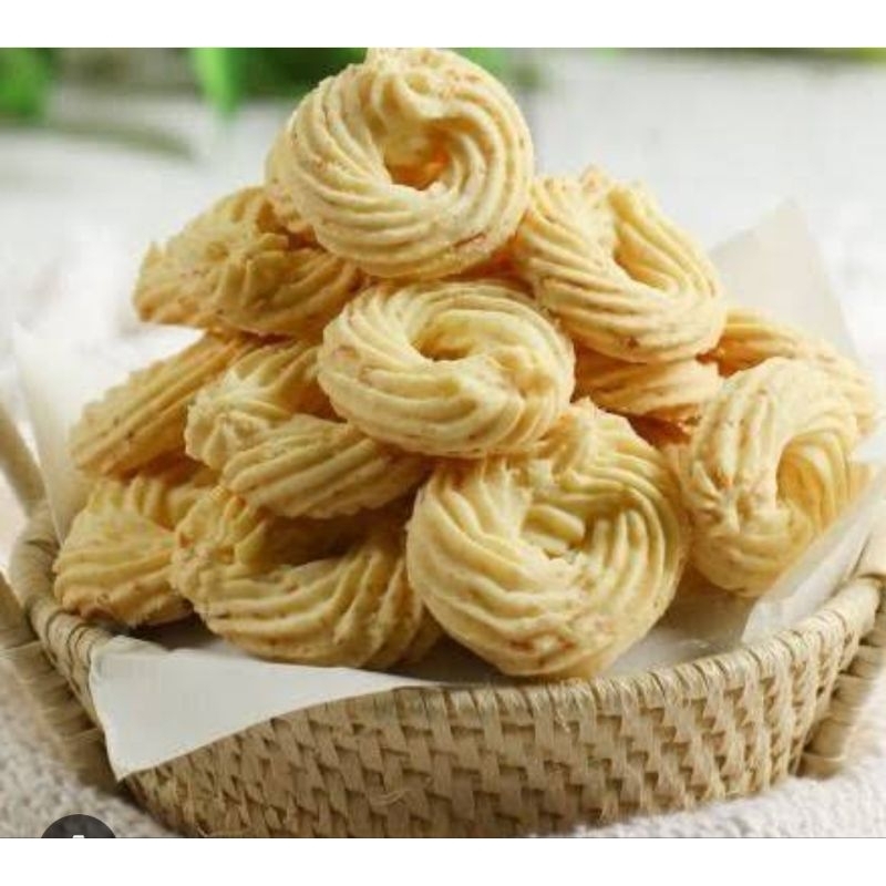 

Kue Sagu Keju Kemasan 600ml