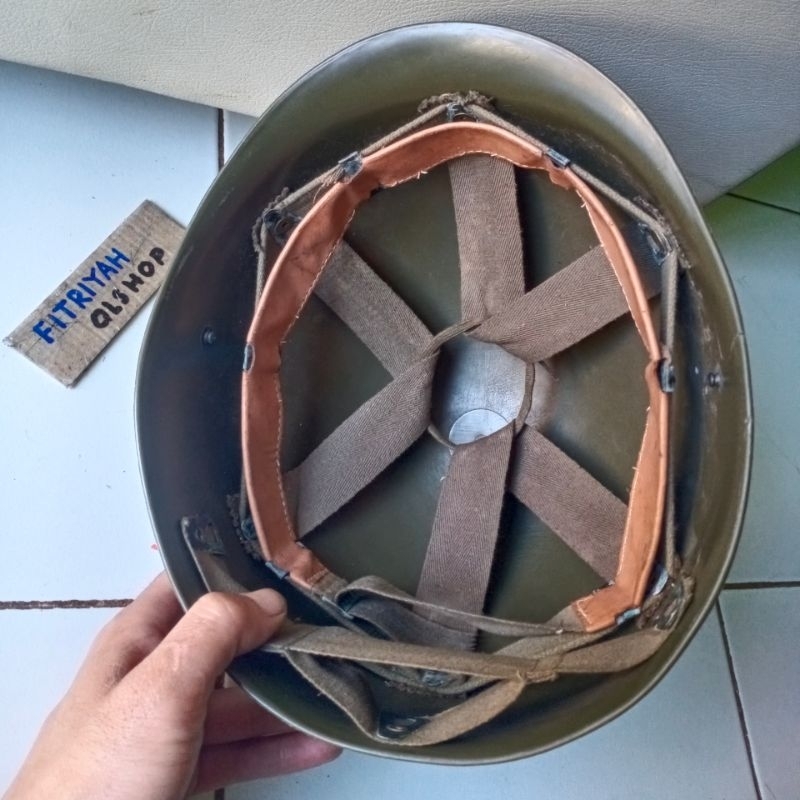 Liner Daleman Helm Baja M1 Bagian Dalam Helm Baja M1 Tentara Jadul kondisi NOS New Old Stock