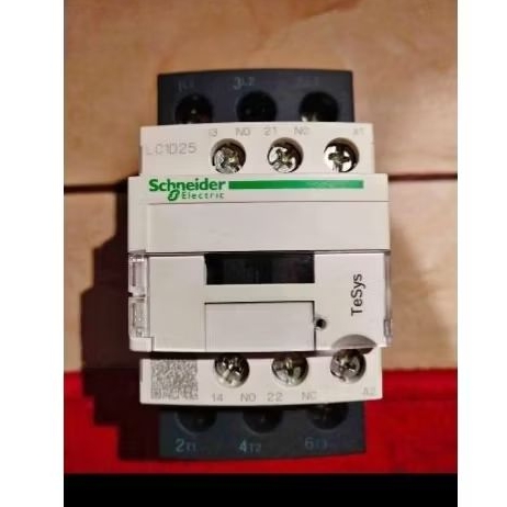 kontaktor LC1D25 / LC1D32