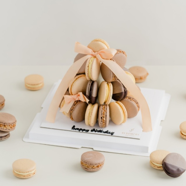 

Macaron Tower Special by Bloomery