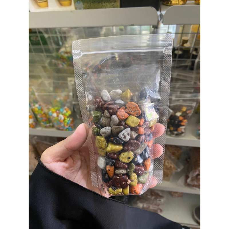 

coklat khas oleh-oleh haji dan umroh 100 gram / coklat kerikil / coklat batu