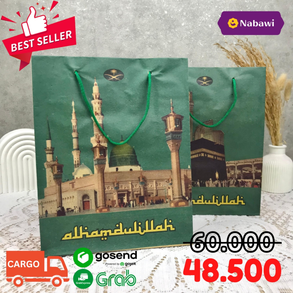 

Paper Bag / Tas Kertas / Tas Souvenir Haji Tanggung 20 Pcs / Oleh Oleh Haji dan Umroh