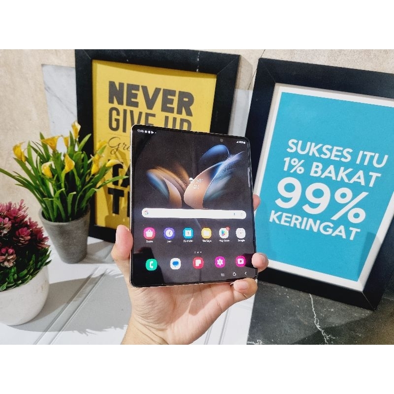 SAMSUNG GALAY Z FOLD 4 5G RAM 12/256GB NO MINUS RESMI TERMURAH