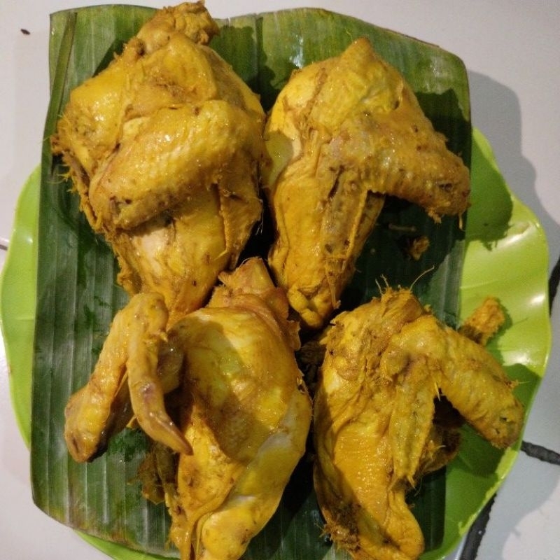 

4 Dada ayam ungkep lengkuas