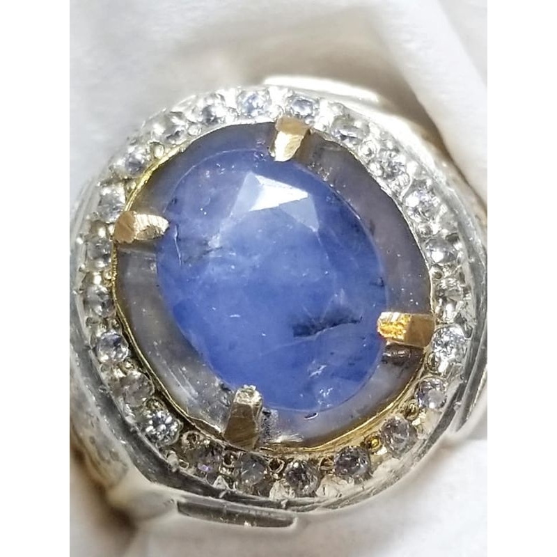 natural blue safir Ceylon Sri Lanka