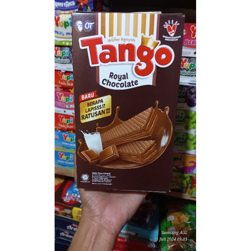 

Tango Wafer Long Kotak 7g 1Box Isi 20 Picis