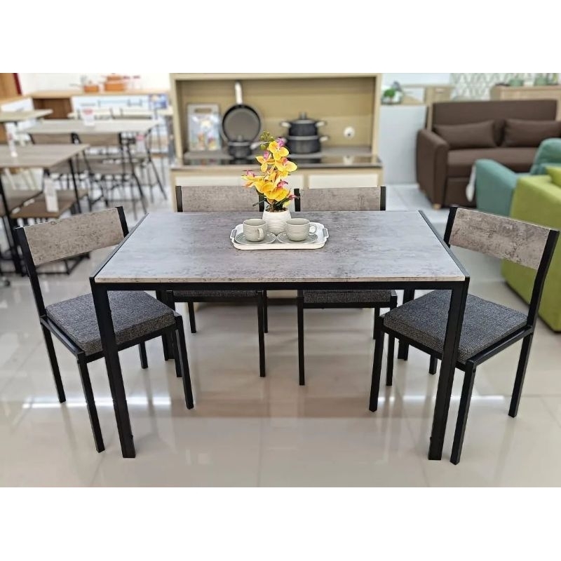 Meja makan informa selma Happy Meja makan 4 kursi meja makan minimalis meja makan modern