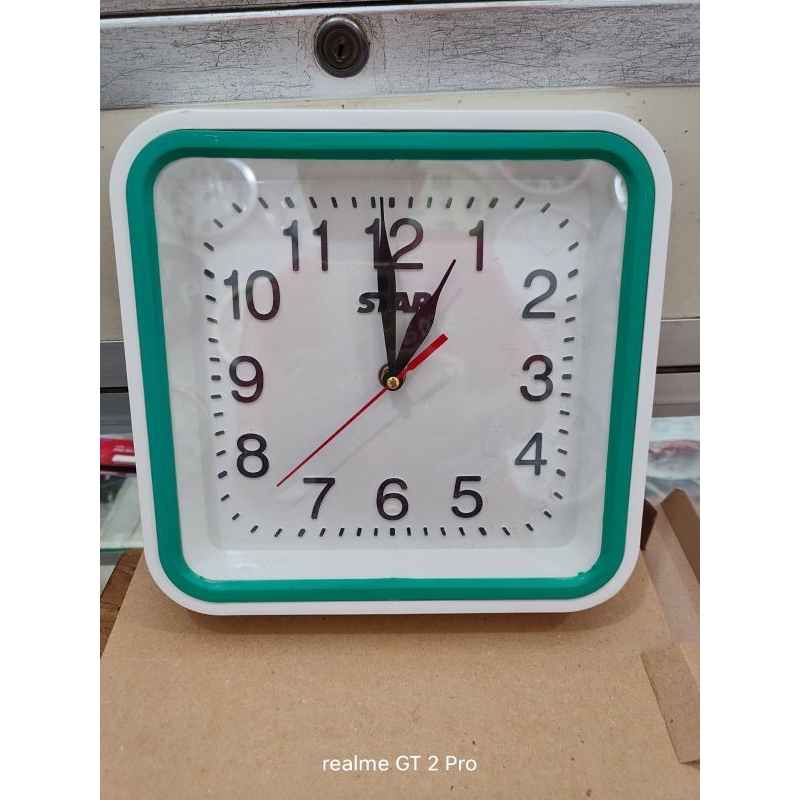 jam dinding star / jam dinding mini / jam dinding plat / jam dinding hijau / jam dinding kotak / jam