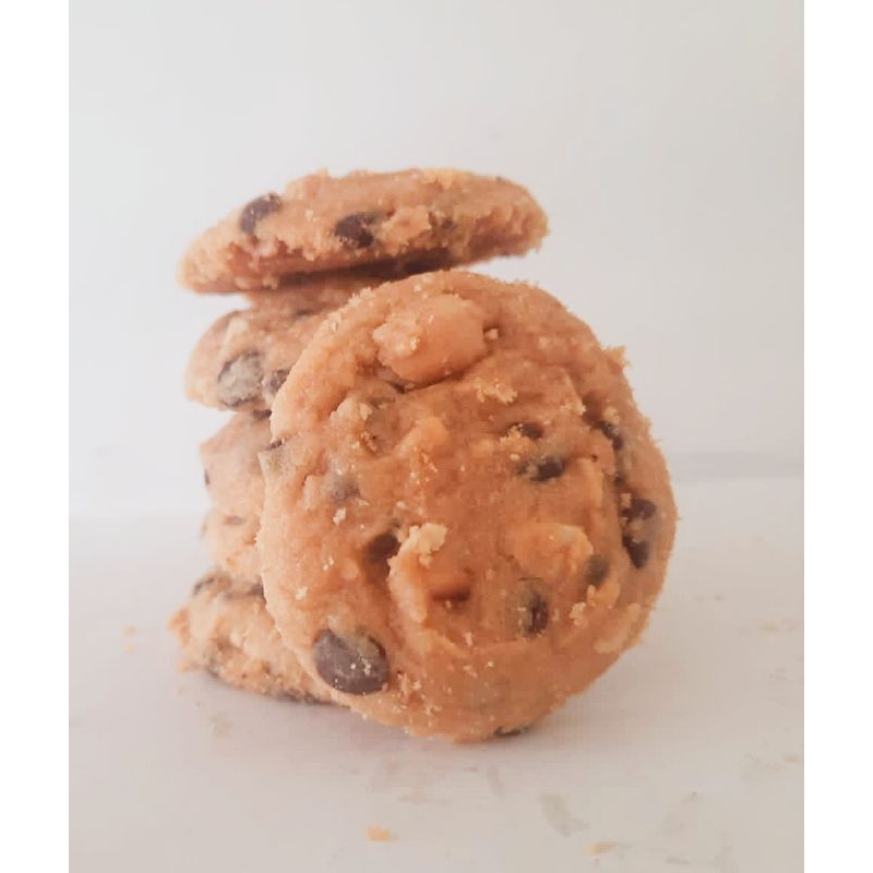 

Choco Walnut Cookies Can Size