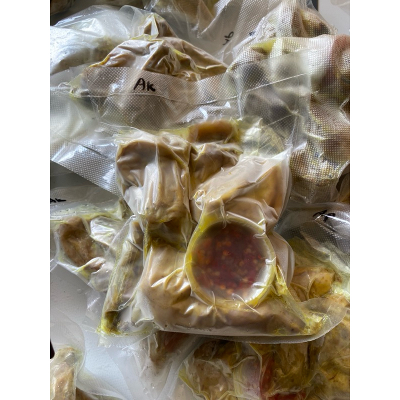 

Ayam Potong Isi 4 Pcs + Sambel