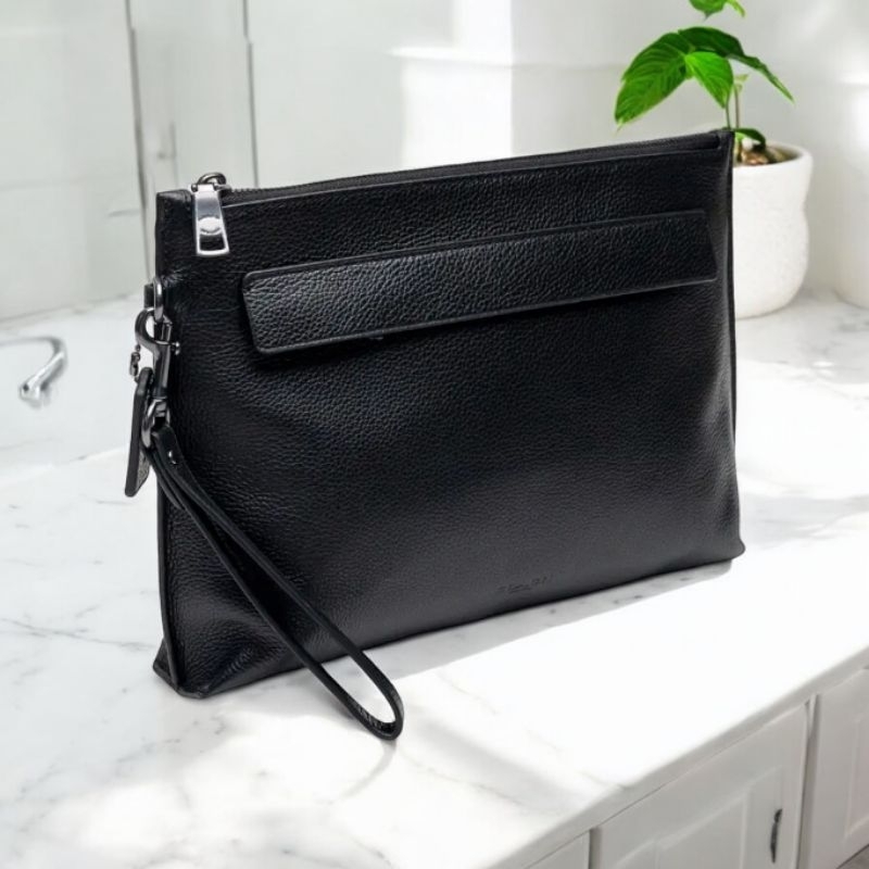 Coach
Carryall Pouch Grosgrain Black