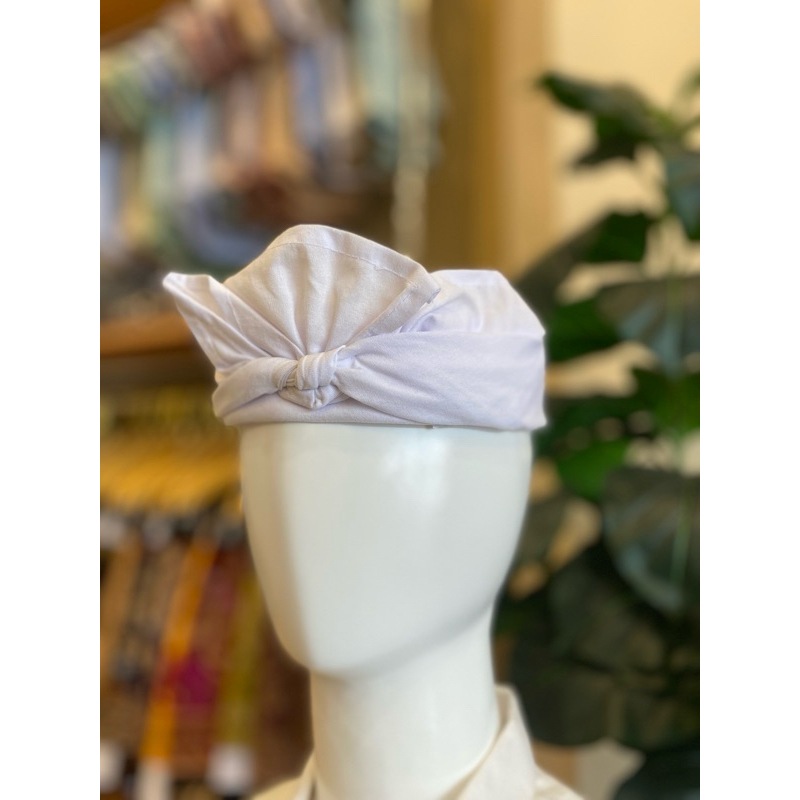 Udeng jadi kepet putih