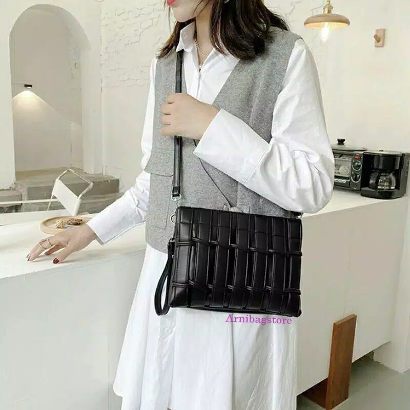 Tas Wanita - Tas Slingbag Wanita - Tas Clutch Mini Wanita Terbaik - Tas Slempang Pagar Wanita Elegan