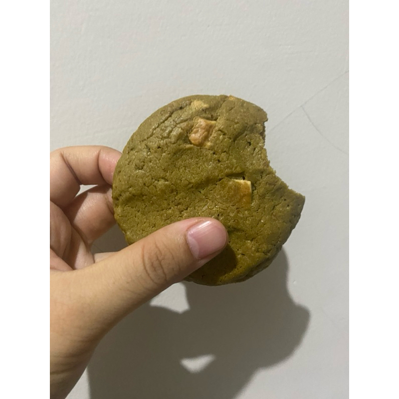 

Matcha With white chocolate chunk