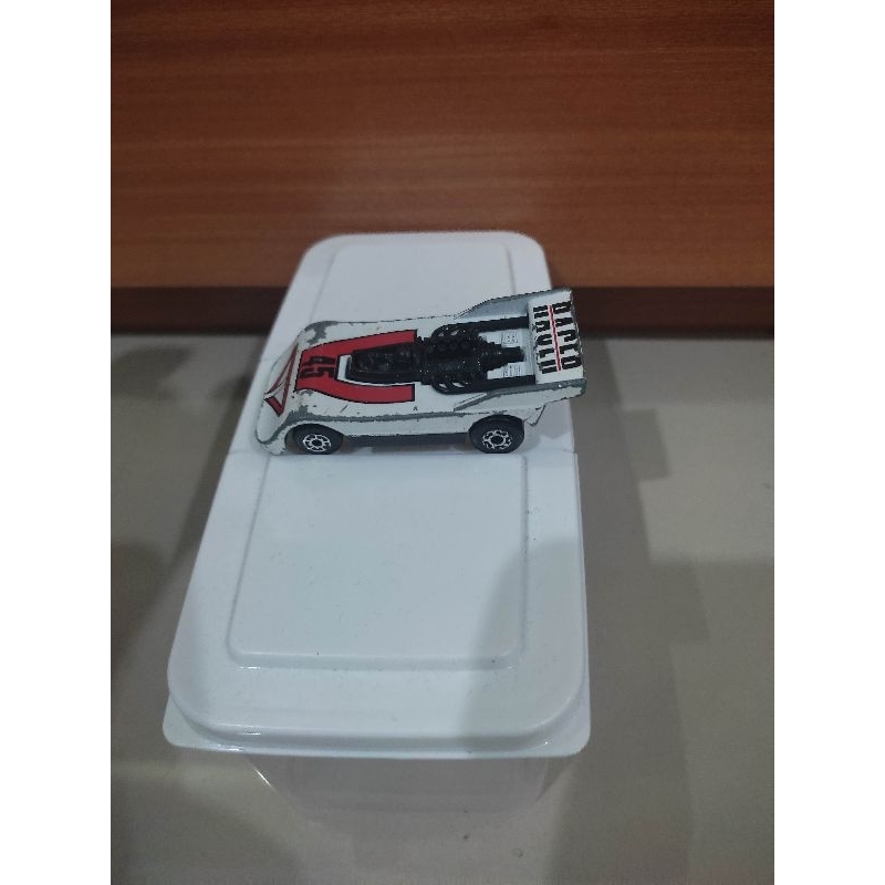 diecast matchbox super gt racer 45 white