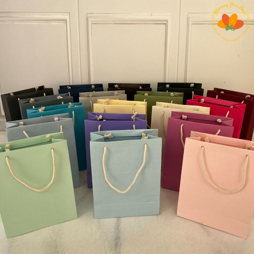 

Blooming Your Days Premium Paperbag Jasmine Warna pastel tas kertas dus teng teng kantong aesthetic Packing Souvenir Pernikahan Wedding / Paperbag Bridesmaid Warna