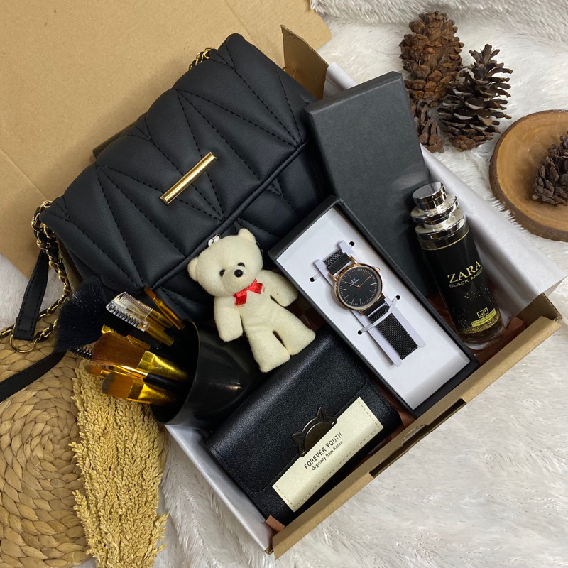 HAMPERS CEWEK | KADO CEWEK | GIFTBOX CEWEK | HADIAH ULANG TAHUN | KADO ANNIVERSARY | BISA COD | PROD