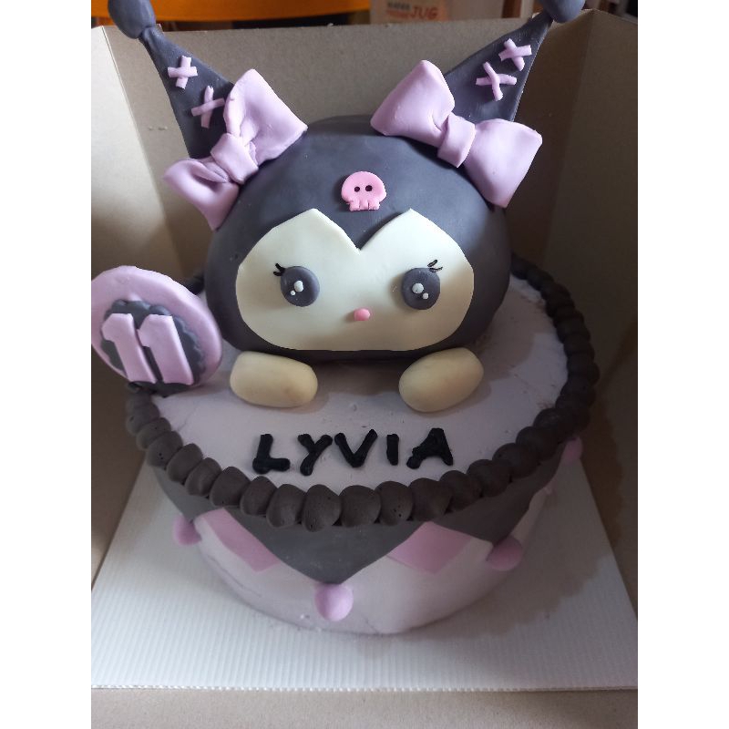 

kuromi cake / kuromi birthday cake /sanrio cake