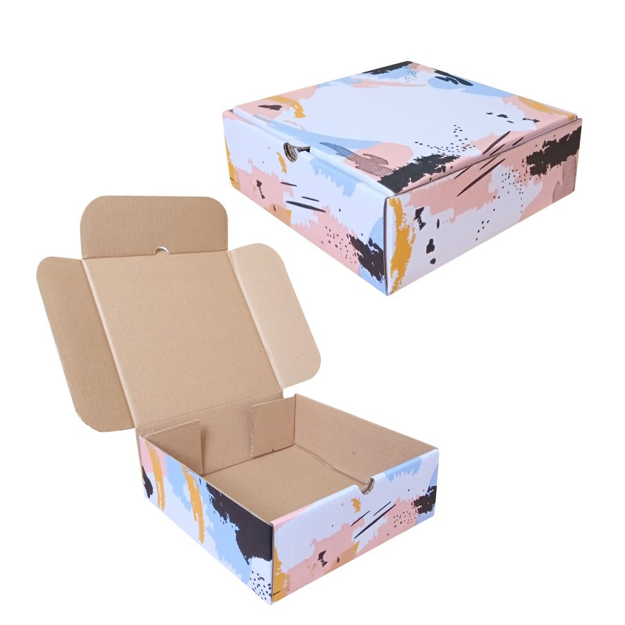 

(5pcs) Box Hampers Kemasan Kado Hadiah Anak Souvenir Dus Snack 20x20x7cm Motif Abstrak
