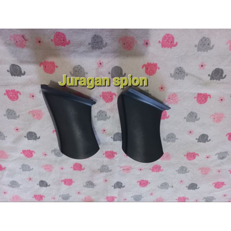 Tutup kaki spion sigra calya kanan atau kiri